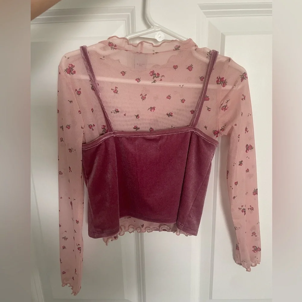 Old Navy Girls Floral Mesh and Velvet Pink Top - Picture 4 of 5